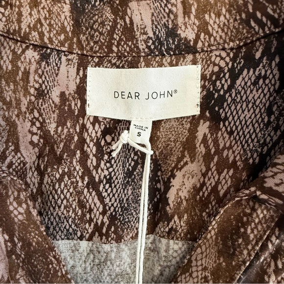 Dear John Saylor Gathered Front Shirt Balsamic Snake Size Small NWT - Picture 5 of 7